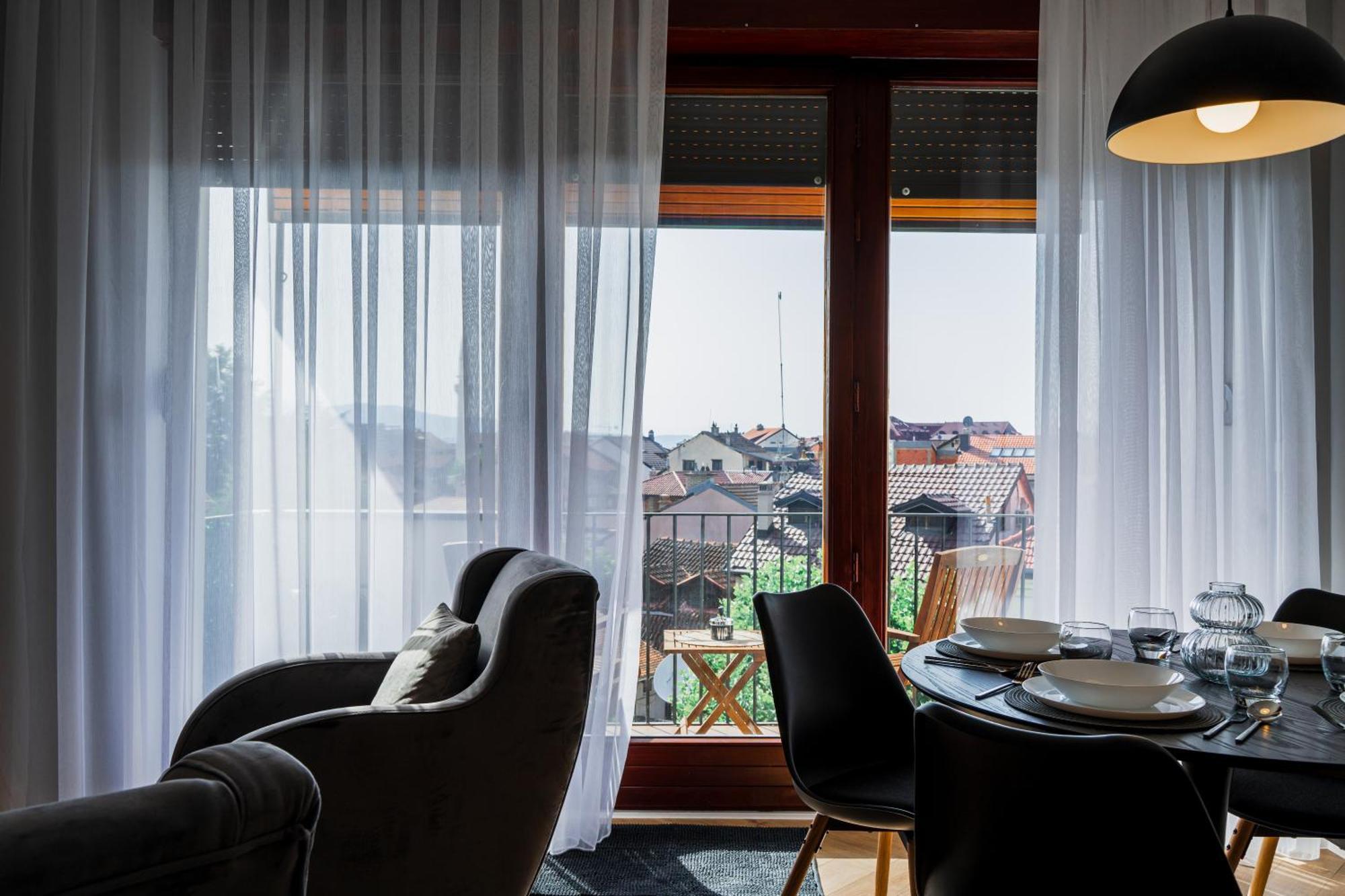 Nani Apartment Призрен Экстерьер фото