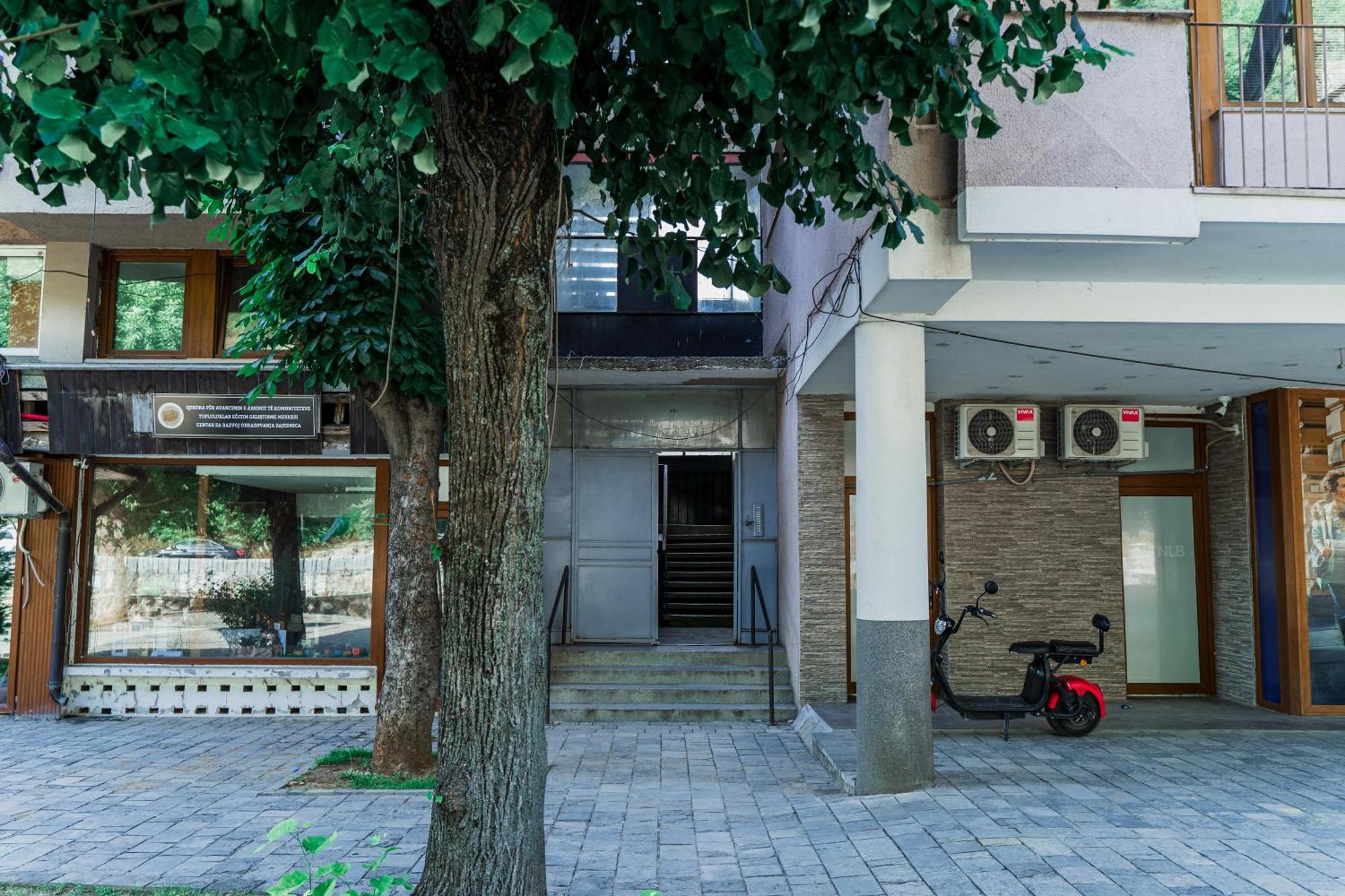 Nani Apartment Призрен Экстерьер фото