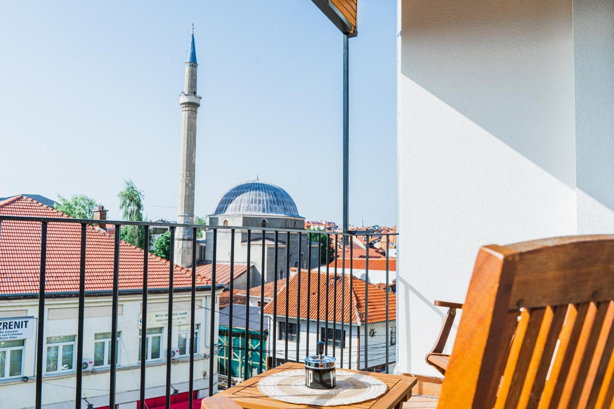 Nani Apartment Призрен Экстерьер фото